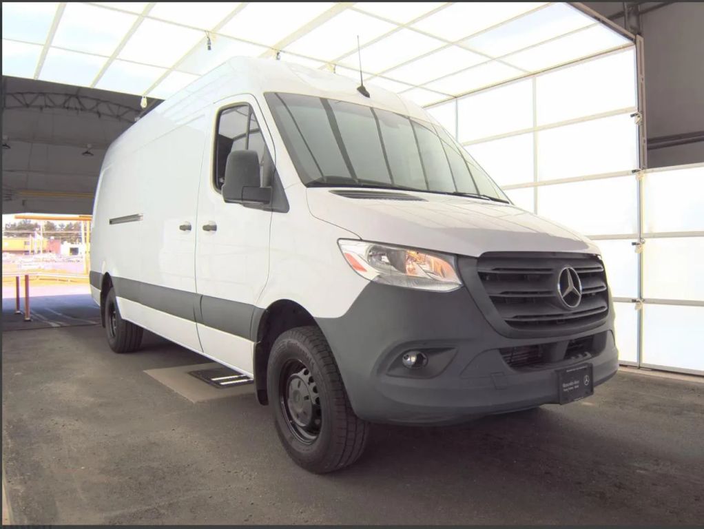 2022 Mercedes-Benz Sprinter Cargo Van Base's photo
